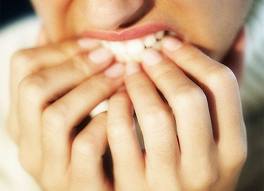 VI MANGIATE LE UNGHIE? - ECCO COSA POTRESTE AVERE - 20/01/2015