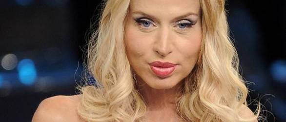 VALERIA MARINI CHOC: A 48 ANNI FA QUESTA RIVELAZIONE IN DIRETTA TV - 16/03/2015