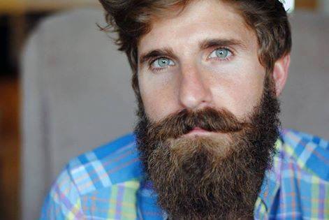 E' TORNATA DI MODA LA BARBA LUNGA. PER GLI STUDIOSI CI SONO DEI PERICOLI: ECCO COSA HANNO SCOPERTO - 16/03/2015