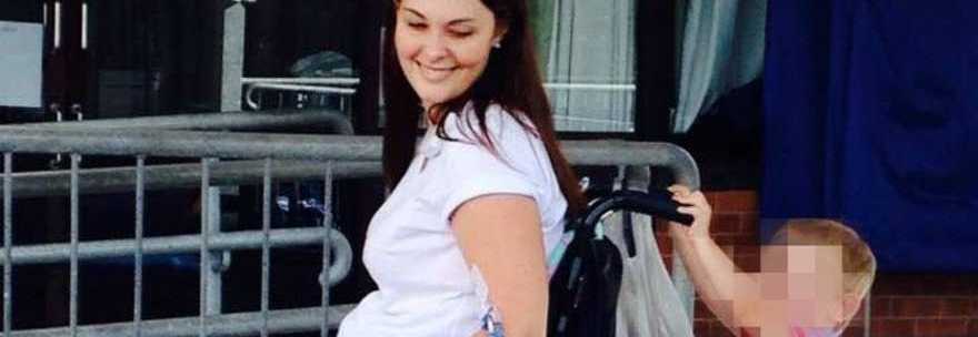 USA IL PENNELLO PER IL TRUCCO DI UN AMICO: 27ENNE FINISCE SULLA SEDIA A ROTELLE - 06/04/2015