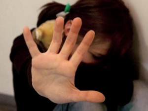 ORDINA UNA PIZZA A CASA: HA INIZIO COSÍ L'INCUBO DI ROBERTA - 26/04/2015