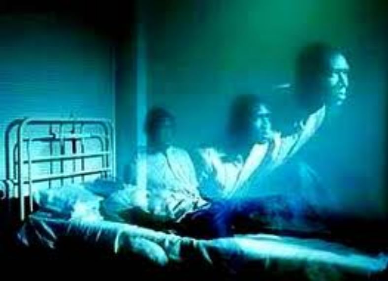 SVELATO IL MISTERO DEI ''VIAGGI NELL'ALDILA''' - IL CERVELLO FUNZIONA 30' DOPO L'ARRESTO CARDIACO - 06/05/2015