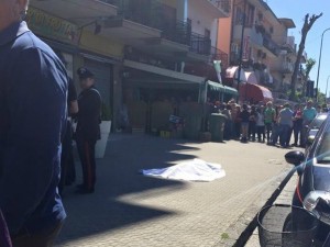 SI UCCIDE A 25 ANNI LANCIANDOSI DAL SETTIMO PIANO: ''NON HO LAVORO, NON CE LA FACCIO PIU''' - 12/05/2015
