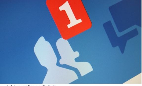 NOVITA' FACEBOOK: DA OGGI SE ACCETTI AMICIZIA DA PERSONE CHE NON CONOSCI DOVRAI PAGARE - 26/10/2015