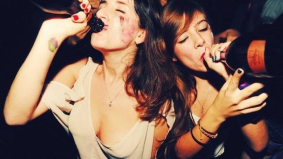 SINGLE A SAN VALENTINO? ORGANIZZATO LO ''SBRONZARADUNO'' - L'EVENTO CHE FA DISCUTERE - 02/02/2016