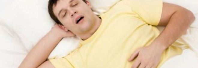 DORMIRE CON LA BOCCA APERTA FA MALE ALLA SALUTE: ECCO QUALI RISCHI SI CORRONO - 09/02/2016