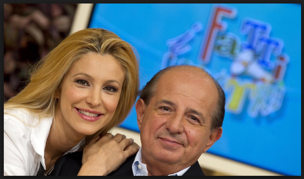 MAGALLI CONTRO LA COLLEGA ADRIANA VOLPE: ''LAVORA GRAZIE A UNA PERSONA'', MA LEI REPLICA: ''SEI OFFENSIVO...'' - 26/05/2016