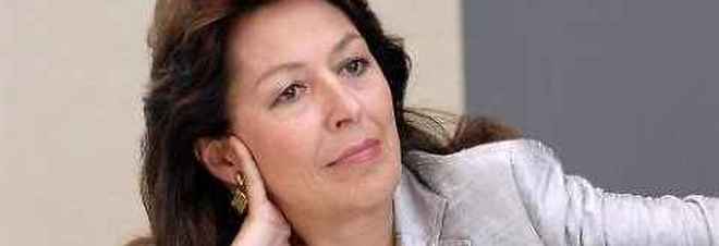 CARMEN LASORELLA E' SCOMPARSA DALLA RAI: ECCO COSA FA ADESSO PER VIVERE - 26/05/2016