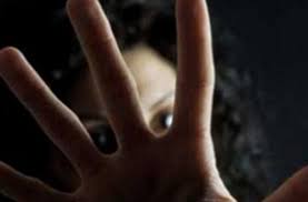 LA 16ENNE STUPRATA DA 33 UOMINI. SU FB: ''L'ANIMA FA MALE PIU' DELL'UTERO'' - 30/05/2016