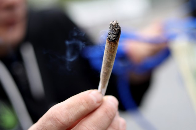 ECCO PER QUANTO TEMPO LA CANNABIS RESTA NEL CORPO ED E' VISIBILE AI TEST - 09/10/2016