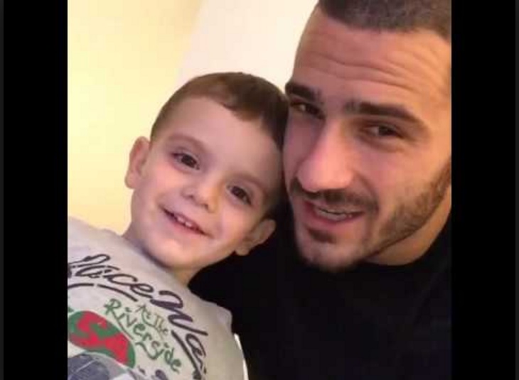 BONUCCI COMMUOVE L'ITALIA: IL PICCOLO MATTEO STA ANCORA MALE E LUI CHE HA ABBANDONATO IL RITIRO PUBBLICA UN MESSAGGIO TOCCANTE - 15/10/2016