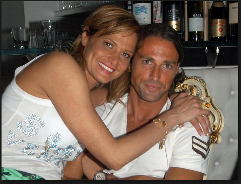 ''SONO STATA L'AMANTE DI BETTARINI PER 6 ANNI MENTRE ERA CON LA VENTURA'' ARRIVANO LE DICHIARAZIONI SHOCK DELLA VIP DI TURNO - 16/10/2016