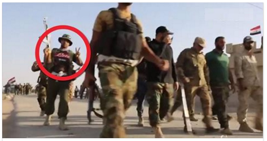 LA MAGLIETTA DEL NAPOLI SPUNTA TRA I COMBATTENTI ANTI-ISIS - FOTO - 02/11/2016