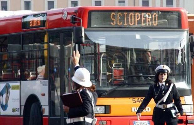 SCIOPERO MEZZI PUBBLICI A ROMA: DOMANI 15 NOVEMBRE FERMI AUTOBUS, METRO E TRAM - 14/11/2016
