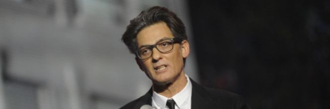 FIORELLO UMILIA CHARLIE HEBDO: ''ECCO PERCHE' SONO PEZZI DI M....'' - 22/01/2017