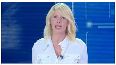 NAUFRAGO RICOVERATO ALL'ISOLA: ALESSIA PERDE UN ALTRO CONCORRENTE? - 16/02/2017