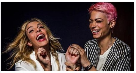 ELODIE: ''ECCO PERCHE' HO DETTO ADDIO A EMMA'' E SU INSTAGRAM PRESENTA IL NUOVO MANAGER - 24/03/2017