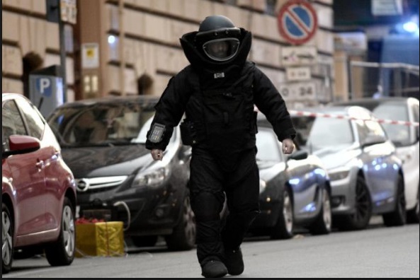 ALLARME BOMBA A ROMA: ''SONO STATE CHIUSE LE STRADE'' ECCO COSA STA ACCADENDO - 24/03/2017