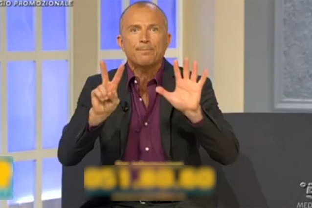 MATERASSI, PENTOLE E POLTRONE: ECCO QUANTO GUADAGNA GIORGIO MASTROTA CON LE TELEVENDITE - RESTERESTE SORPRESI - 26/03/2017