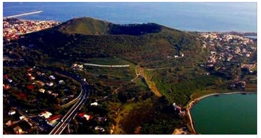 IL SUPERVULCANO ITALIANO STA PER TERRORIZZARE, SAREBBE IN PROCINTO DI RISVEGLIARSI: ECCO COSA STA ACCADENDO - 27/12/2016