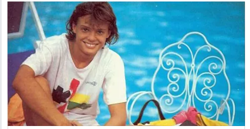 RICORDATE DI LOUIS MIGUEL, IL BEL RAGAZZO DI SANREMO 85? GUARDATE COM'E? OGGI - 19/06/2016