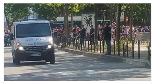 EURO 2016, FATTO ESPLODERE PACCO SOSPETTO VICINO AL BUS DELLA FRANCIA - 10/07/2016