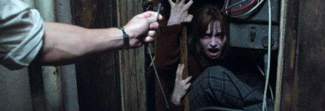 MORTO MENTRE GUARDAVA UN HORROR AL CINEMA: IL CORPO SCOMPARSO - 19/06/2016