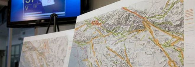 ''VIOLENTO TERREMOTO ENTRO IL 4 OTTOBRE'': L'ALLARME DEI SISMOLOGI DOPO 140 SCOSSE - ECCO DOVE - 03/10/2016