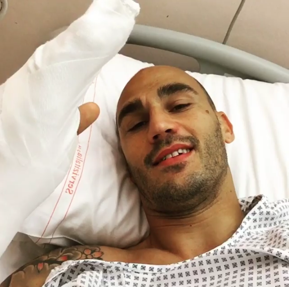 PAOLO CANNAVARO FINISCE IN OSPEDALE: ''GUARDATE A CHI AGG' ACCHIAPPAT...'' - 27/10/2016