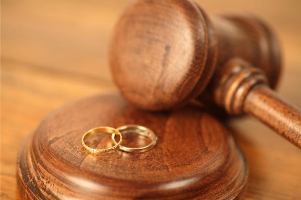 DIVORZIO, LA CASSAZIONE: 'NO ALL'ASSEGNO SE IL CONIUGE E' ECONOMICAMENTE INDIPENDENTE' - 10/05/2017