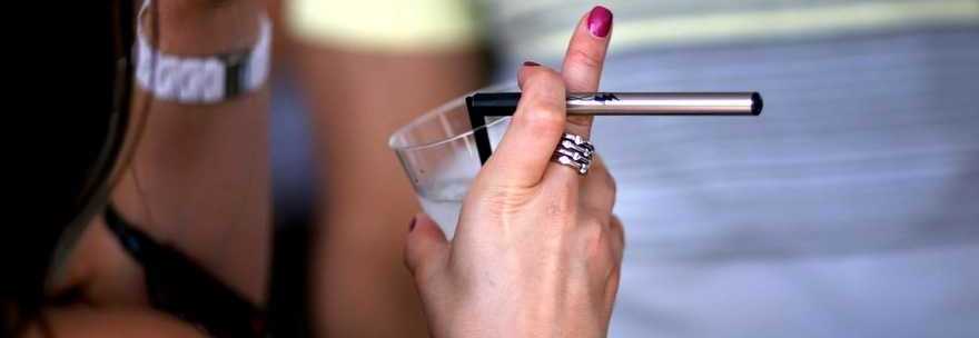 LE E-CIG POSSONO PROVOCARE CANCRO AI POLMONI PROPRIO COME LE SIGARETTE NORMALI - 29/07/2014