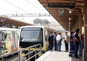 Roma: incidente a Magliana. Ferito dallo specchietto di un treno - 03/01/2013