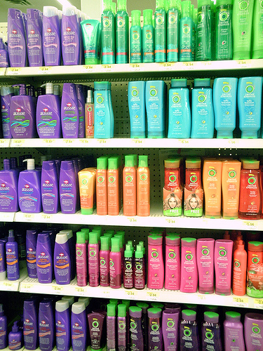 MAXI SEQUESTRO DI SHAMPOO LISCIANTE CANCEROGENO. ECCO I NOMI E LE MARCHE - 15/04/2013