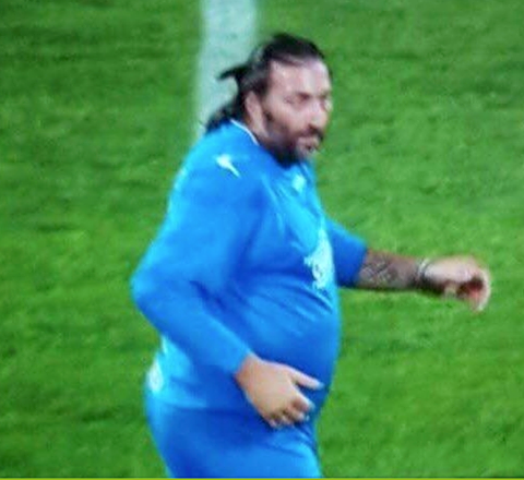 EVIDENTE SOVRAPPESO DURANTE L'AMICHEVOLE: OGGI IRRICONOSCIBILE E FINO A QUALCHE ANNO FA SEGNAVA IN SERIE A - 04/10/2016