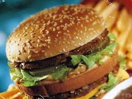 Mc Donald trovati vermi nei piatti - Arrestate due donne - 29/04/2013