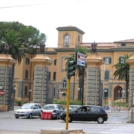 San Camillo, abortisce e viene dimessa, ma espelle il feto nella doccia dieci giorni dopo - 23/10/2013
