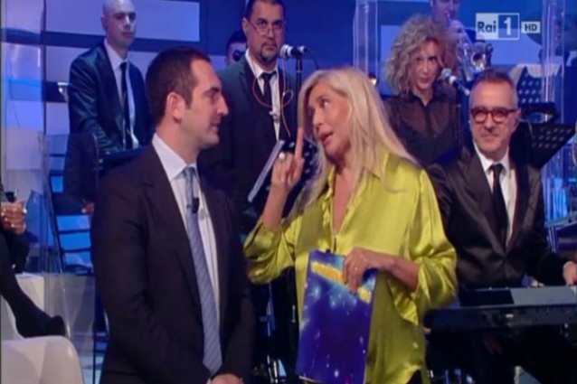 MARA VENIER SHOCK, SOTTO ACCUSA PER QUANTO SUCCESSO IN TV: ''HA RIDICOLIZZATO I TEMI DELL'INFANZIA'' - 19/11/2013
