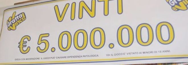 ''GRATTA E VINCI'' DA CINQUE MILIONI DI EURO: OPERAIO FA IL COLPO CON IL 13 - 08/05/2013