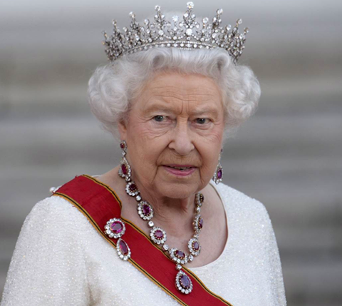 LA REGINA ELISABETTA E' MALATA: ECCO COS'E' ACCADUTO OGGI NEL GIORNO DI NATALE - 25/12/2016