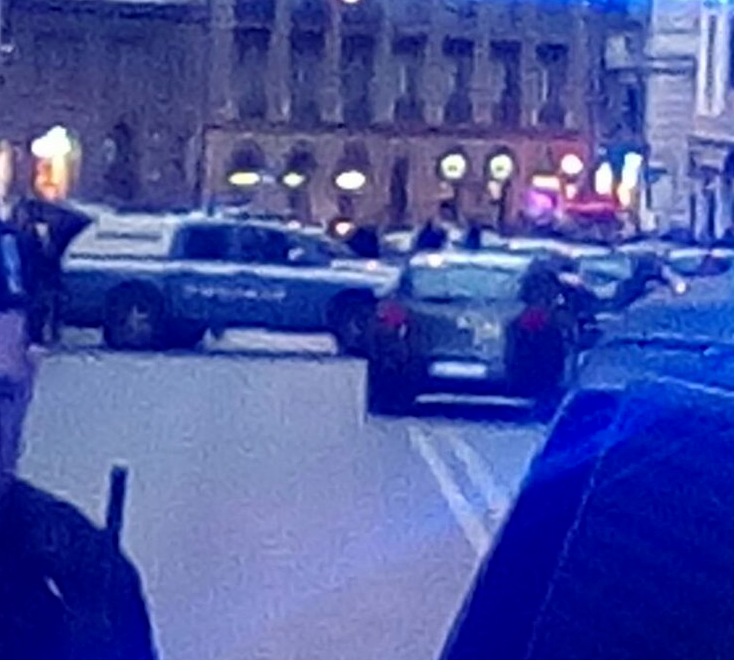PAURA A ROMA - ARTIFICIERI SUL POSTO IN VIA CAVOUR: ECCO COSA STA SUCCEDENDO - 21/01/2017