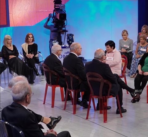 IERI L'ANNUNCIO DELLA SUA MORTE, OGGI EMERGE IL DRAMMATICO RETROSCENA: LA NOTIZIA SPIAZZA I FAN DI ''UOMINI&DONNE'' - 10/01/2017