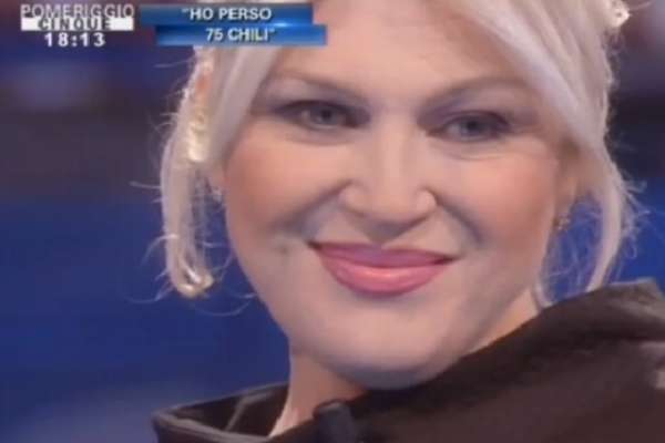 NADIA RINALDI PERDE 75 KG E SI MOSTRA IN TV: E' IRRICONOSCIBILE - FOTO ALL'INTERNO - 10/01/2014
