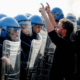 No-Tav, occupate la A32 e la tangenziale di Torino. Passera: i lavori devono continuare - 28/02/2012