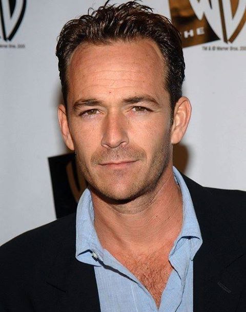 LUKE PERRY, IL BEL DYLAN DI ''BEVERLY HILLS'' MA AVETE MAI VISTO SUO FIGLIO? RESTERETE MOLTO SORPRESI - 15/02/2017