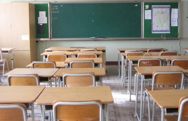 PROFESSORE DI RELIGIONE AGLI ALUNNI: ''SE SEI GAY, PUOI GUARIRE'' - 06/11/2014