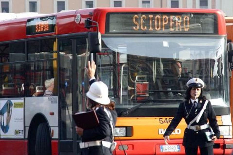 SCIOPERO DEI TRASPORTI: ECCO IL CALENDARIO FEBBRAIO 2015 - 27/01/2015