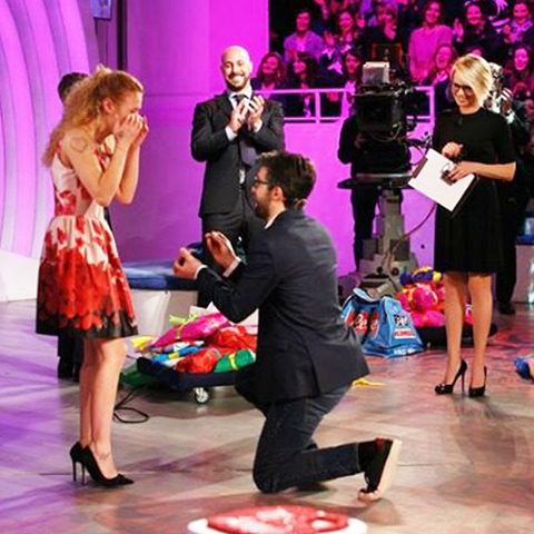 ANNA E FRANCESCO COMMUOVONO TUTTI A ''C'E' POSTA PER TE'' ECCO COSA HANNO FATTO I NAPOLETANI SUBITO DOPO LA PUNTATA - 05/03/2017