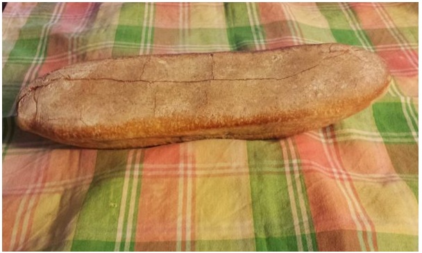 MAI METTERE IL PANE CAPOVOLTO A TAVOLA: MA COME NASCE QUESTA SUPERSTIZIONE - 11/03/2017