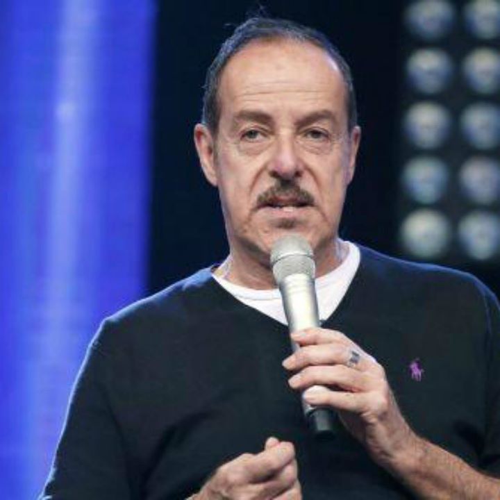 ARRIVANO NOTIZIE SULLE CONDIZIONI DI MASSIMO LOPEZ: ECCO LE CONDIZIONI DOPO L'INFARTO AVUTO DURANTE LO SPETTACOLO - 26/03/2017