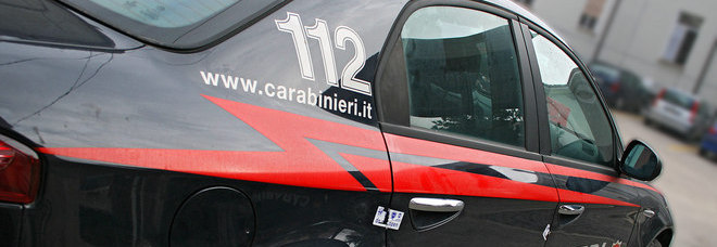 VIOLENTA UNA BIMBA DI 8 ANNI IN UN'EDICOLA. LA FOLLA LO LINCIA: ARRESTATO - 03/08/2013